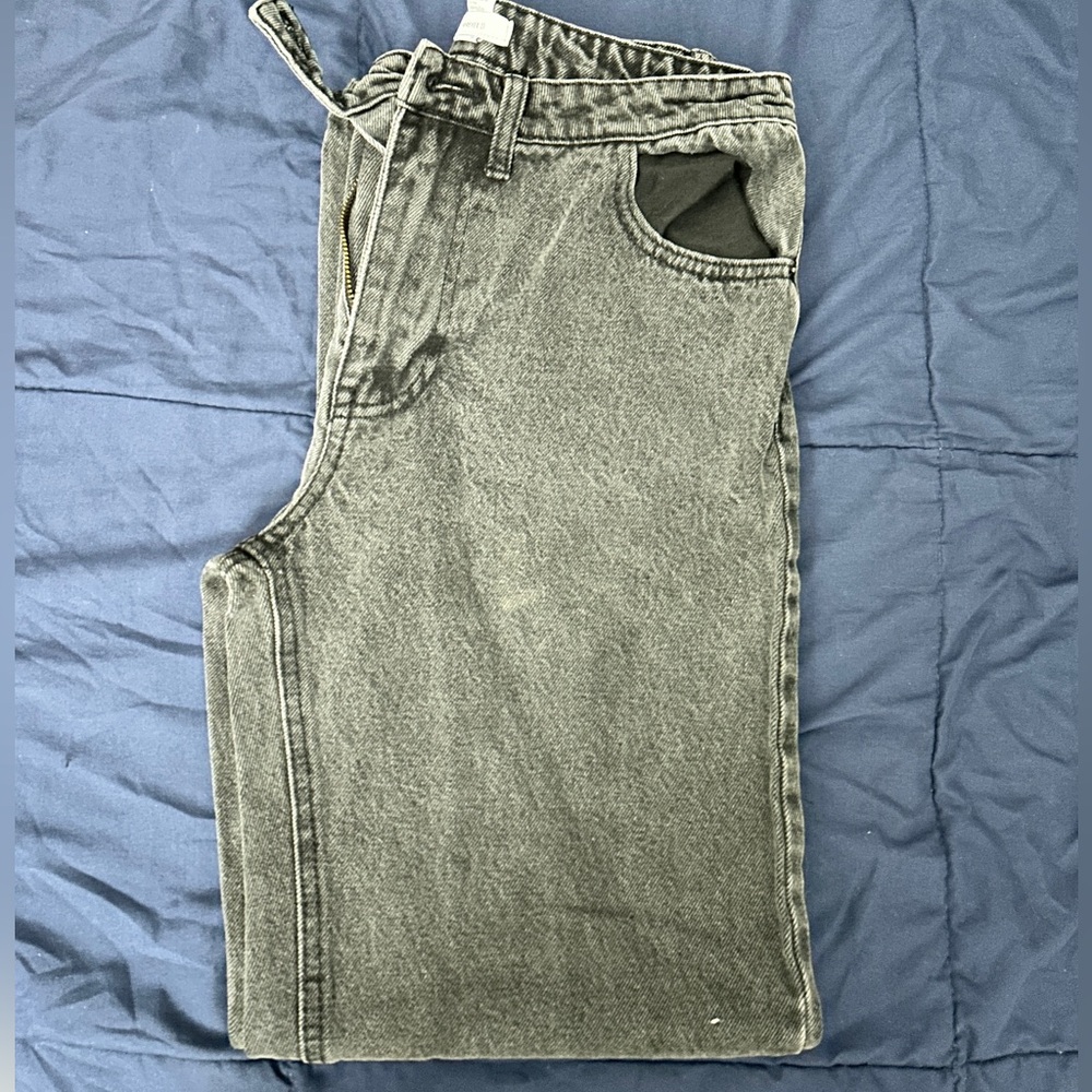 • black/grey forever 21 boyfriend jeans